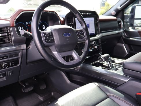 Used 2023 Ford F150 Lariat w/ Equipment Group 502A High image 13