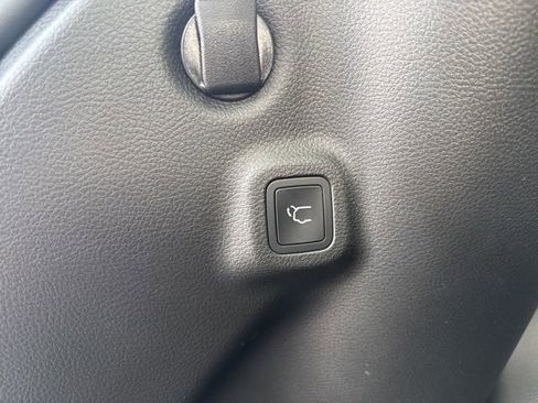 Certified 2024 Jeep Compass Limited w/ Driver Assist Group I image 31