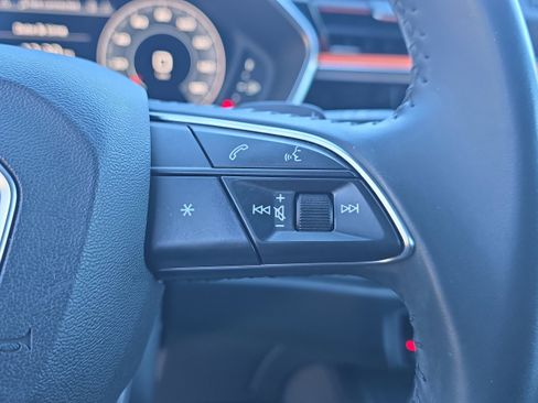 Used 2020 Audi Q3 2.0T Premium Plus image 24