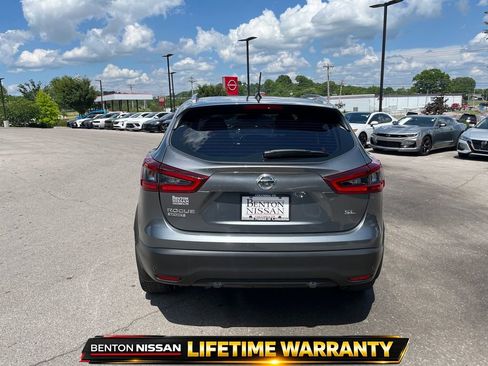 Used 2021 Nissan Rogue Sport SL w/ Premium Package FWD image 7