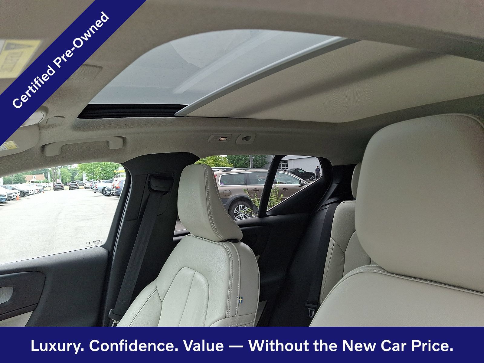 Certified 2023 Volvo XC40 B5 Plus w/ Climate Package AWD/4WD image 15