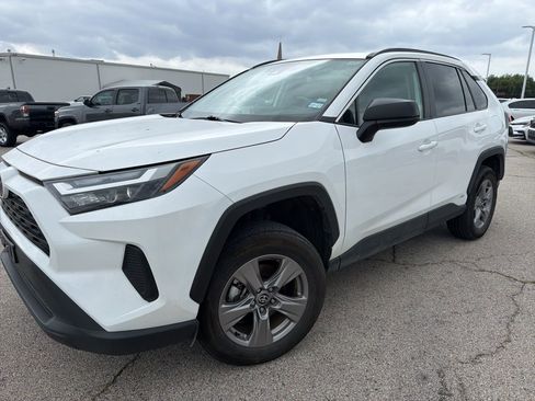 Used 2025 Toyota RAV4 LE image 1