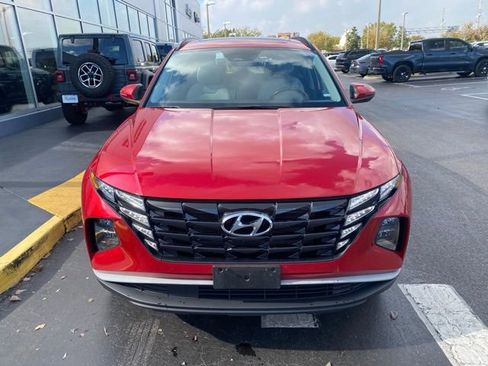 Used 2023 Hyundai Tucson SEL w/ Convenience Package image 3