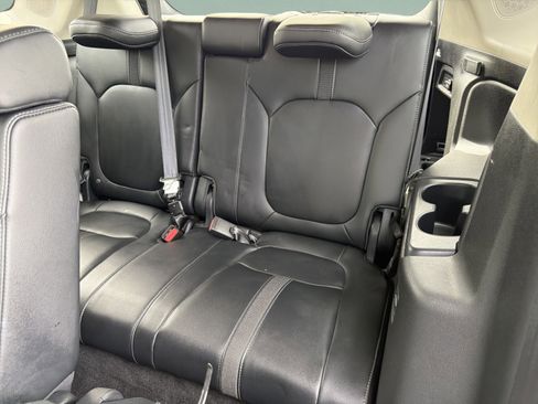 Certified 2023 Honda Pilot Touring image 12