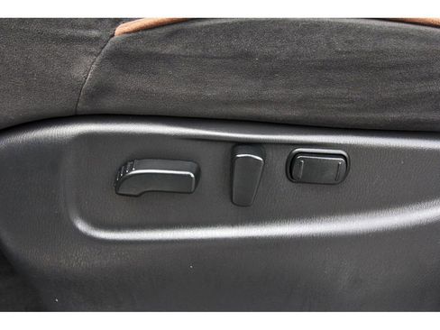 Used 2020 Nissan Armada SV w/ Driver Package image 33