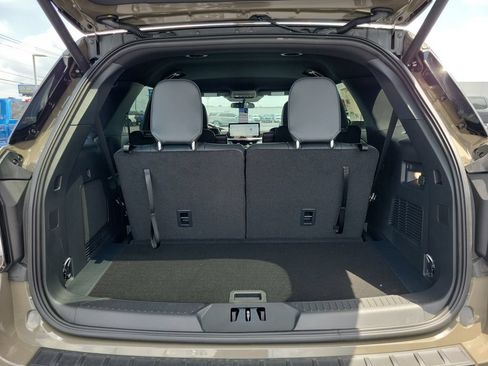 New 2026 Ford Explorer ST-Line AWD/4WD image 10
