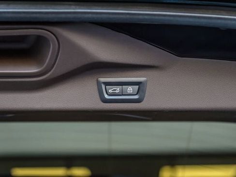 Used 2019 BMW X7 xDrive40i w/ Premium Package image 13