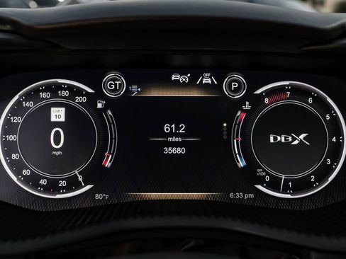 Used 2021 Aston Martin DBX image 18