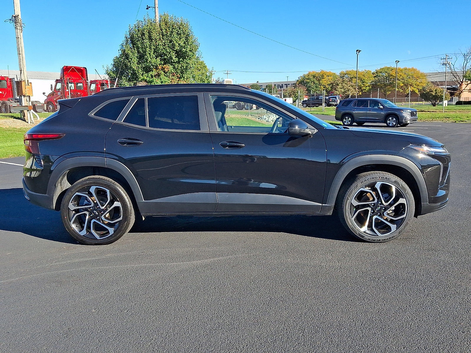 Used 2024 Chevrolet Trax RS w/ Driver Confidence Package FWD image 7