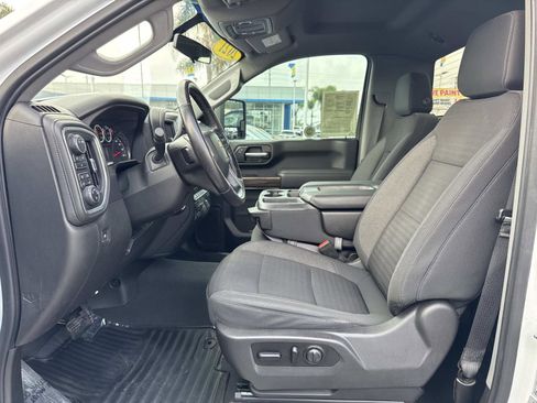 Used 2021 Chevrolet Silverado 3500 LT w/ Convenience Package image 21