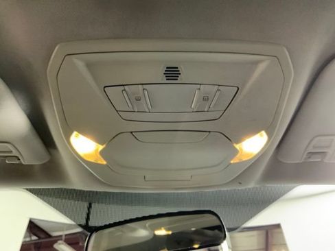 Used 2015 Ford Escape SE w/ Equipment Group 201A FWD image 21