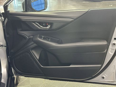 Used 2023 Subaru Outback Premium image 37