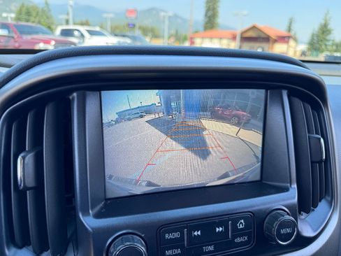 Used 2016 Chevrolet Colorado Z71 AWD/4WD image 30