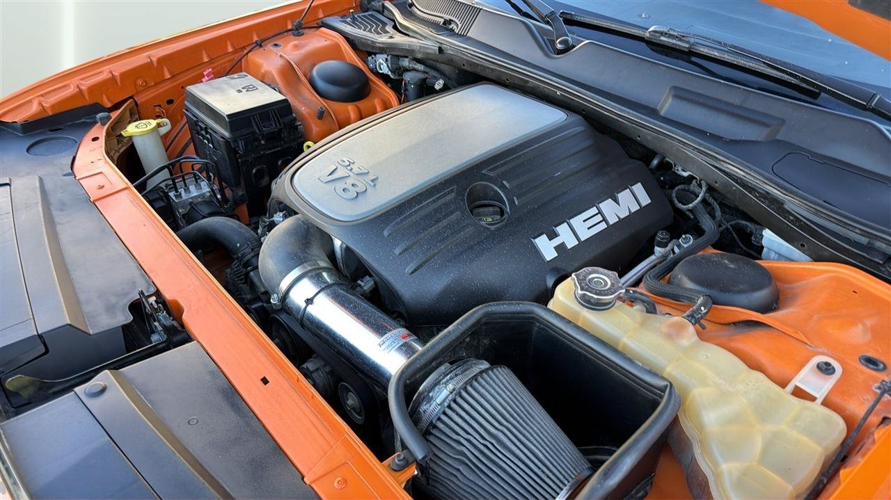 Used 2012 Dodge Challenger R/T RWD image 31