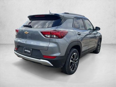 New 2026 Chevrolet TrailBlazer LT w/ Convenience Package FWD image 2
