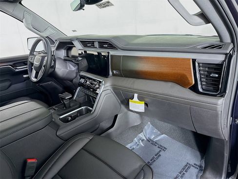 New 2026 GMC Sierra 1500 Denali w/ Denali Reserve Package image 25