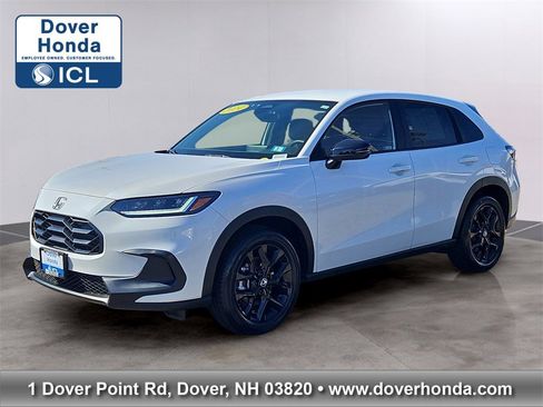 Certified 2024 Honda HR-V Sport image 1