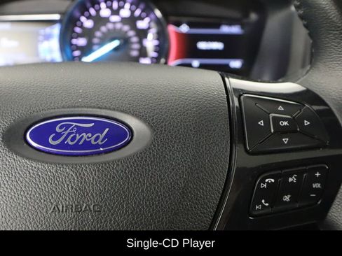 Used 2018 Ford Explorer XLT w/ Equipment Group 202A image 10