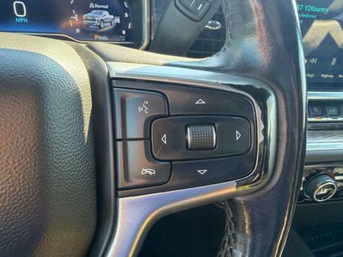 Certified 2022 Chevrolet Silverado 1500 LT w/ Leather Package AWD/4WD image 11