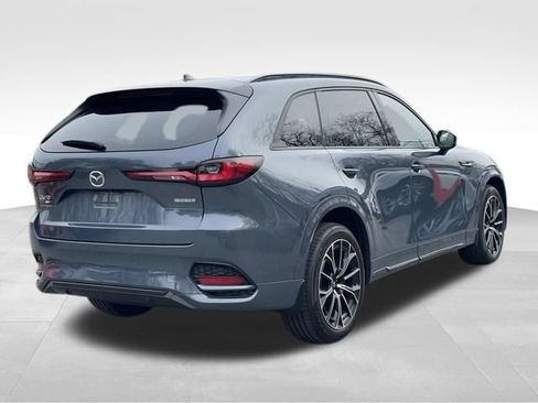 Certified 2025 MAZDA CX-70 Plug-In Hybrid w/ Premium Pkg AWD/4WD image 4