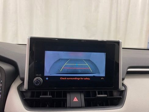 Used 2025 Toyota RAV4 XLE w/ Convenience Package image 19