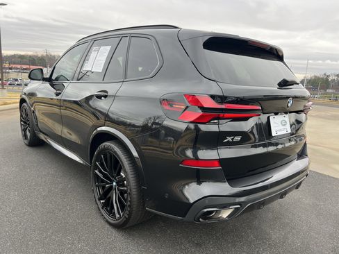 Used 2024 BMW X5 xDrive40i w/ M Sport Package image 7