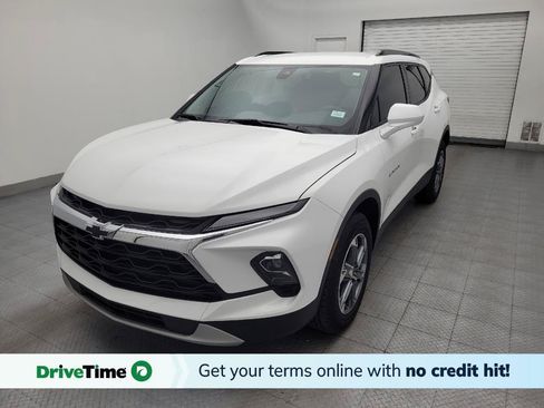 Used 2024 Chevrolet Blazer LT w/ Convenience Package FWD image 1