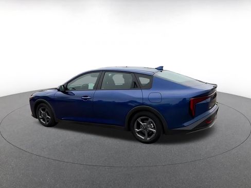 Used 2025 Kia K4 FWD image 8
