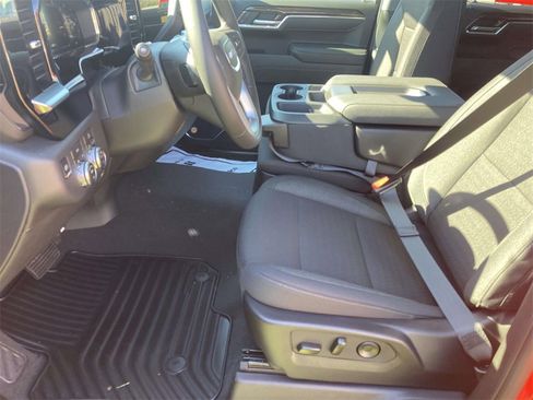 New 2026 GMC Sierra 1500 Elevation image 16