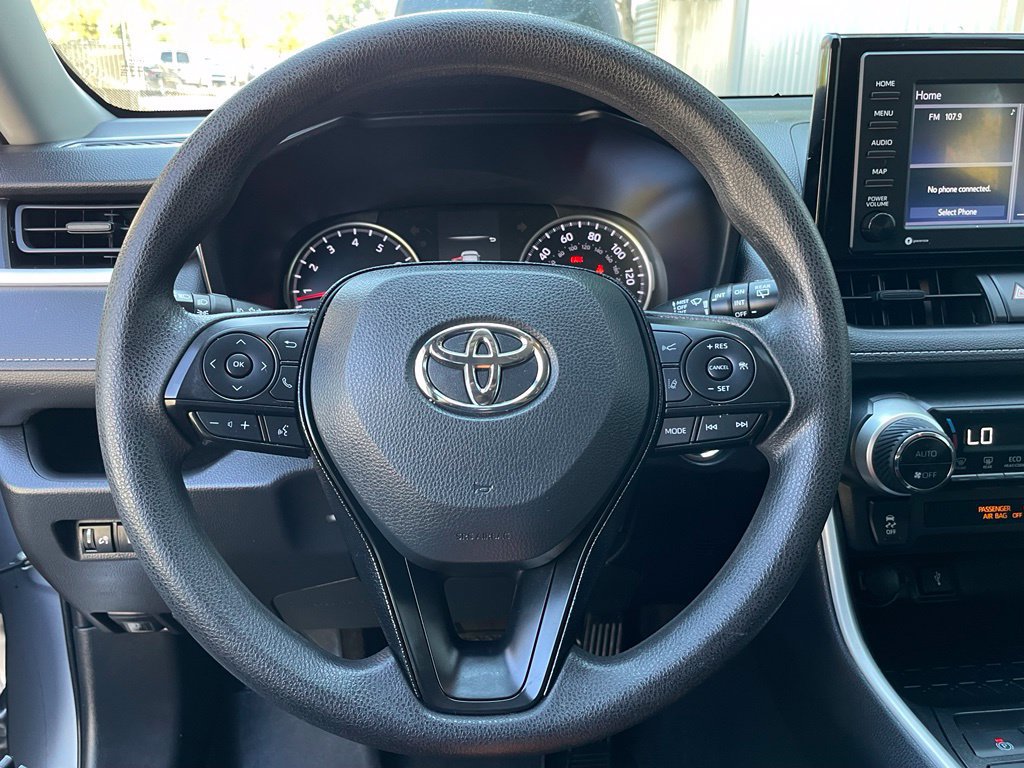 Used 2021 Toyota RAV4 XLE AWD/4WD image 16