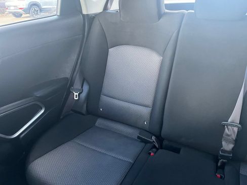 Used 2025 Kia Soul LX w/ LX Technology Package FWD image 36