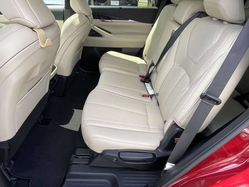 Used 2023 INFINITI QX60 Sensory w/ Vision Package AWD/4WD image 10