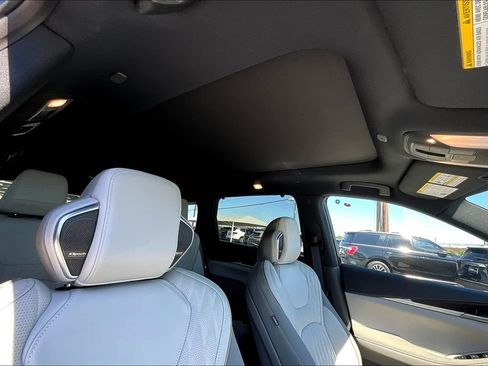 New 2026 INFINITI QX60 Autograph w/ Dark Cargo Package image 24