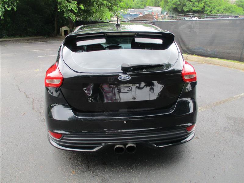 Used 2016 Ford Focus ST FWD image 6