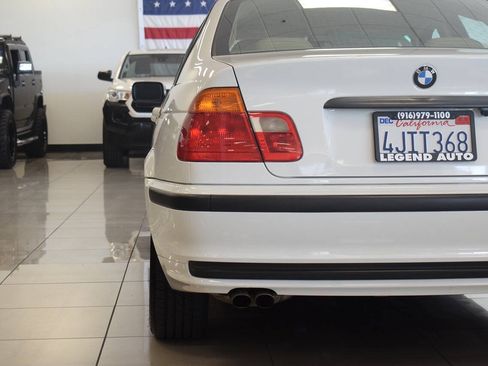 Used 2000 BMW 323i Sedan RWD image 13