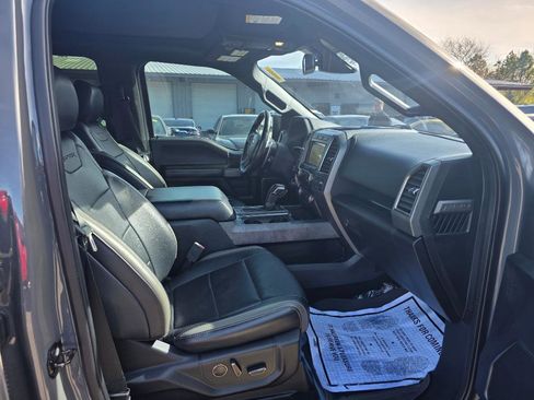 Used 2018 Ford F150 Raptor w/ Equipment Group 802A Luxury image 9