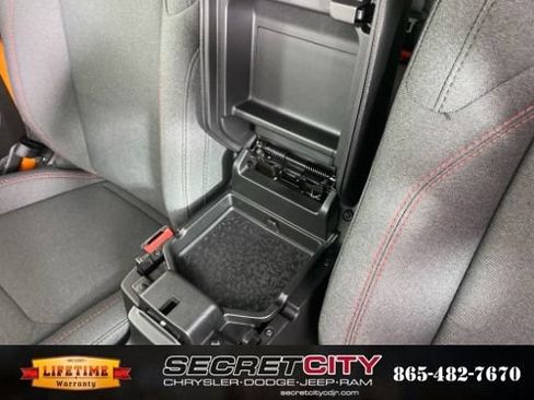 New 2026 Jeep Wrangler Unlimited Rubicon w/ Whitecap Package AWD/4WD image 24