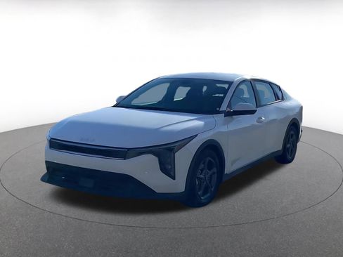 Used 2025 Kia K4 LXS image 7