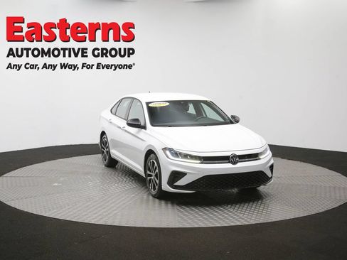 Used 2025 Volkswagen Jetta Sport FWD image 49