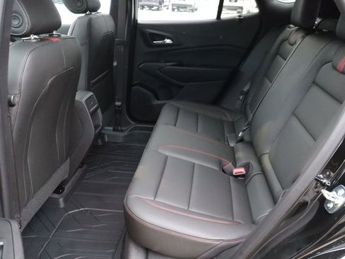 New 2026 Chevrolet Trax RS w/ Sunroof Package image 34