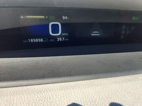 Used 2016 Toyota Prius Two image 13