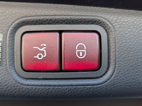 Used 2023 Mercedes-Benz E 450 4MATIC Sedan image 13