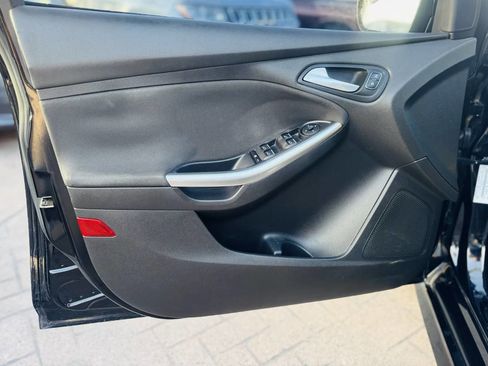 Used 2017 Ford Focus ST w/ Equipment Group 401A image 19