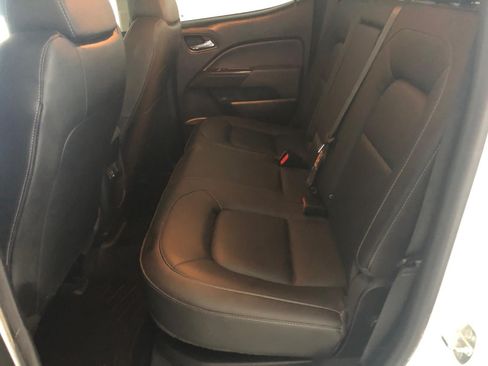 Used 2022 Chevrolet Colorado Z71 AWD/4WD image 8