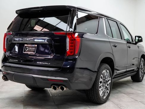 Used 2023 GMC Yukon Denali Ultimate AWD/4WD image 14