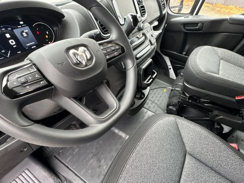 New 2026 RAM ProMaster 2500 w/ Quick Order Package 22G SLT image 9