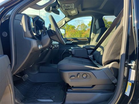 New 2026 GMC Sierra 2500 SLE w/ SLE Value Package; image 20