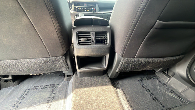 Used 2023 Nissan Rogue S AWD/4WD image 22