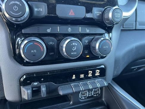 Used 2022 RAM 1500 Big Horn AWD/4WD image 19