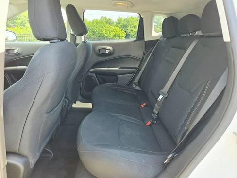 Used 2019 Jeep Compass Sport AWD/4WD image 15